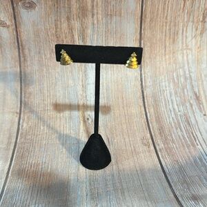 Vintage Preowned Gold Christmas Tree Earrings Item #PHK171